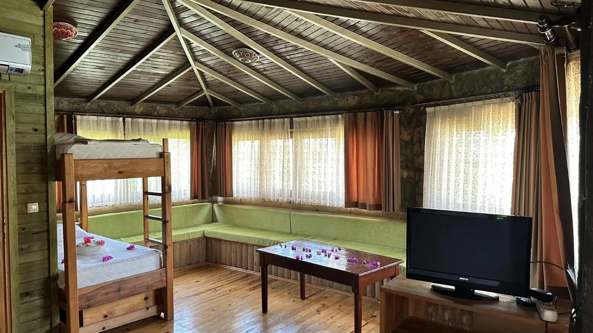 Bahaus Resort Dalyan Otel